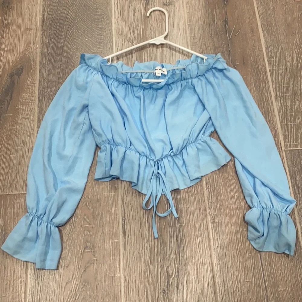 Superdown Off Shoulder Top - Picture 5 of 5